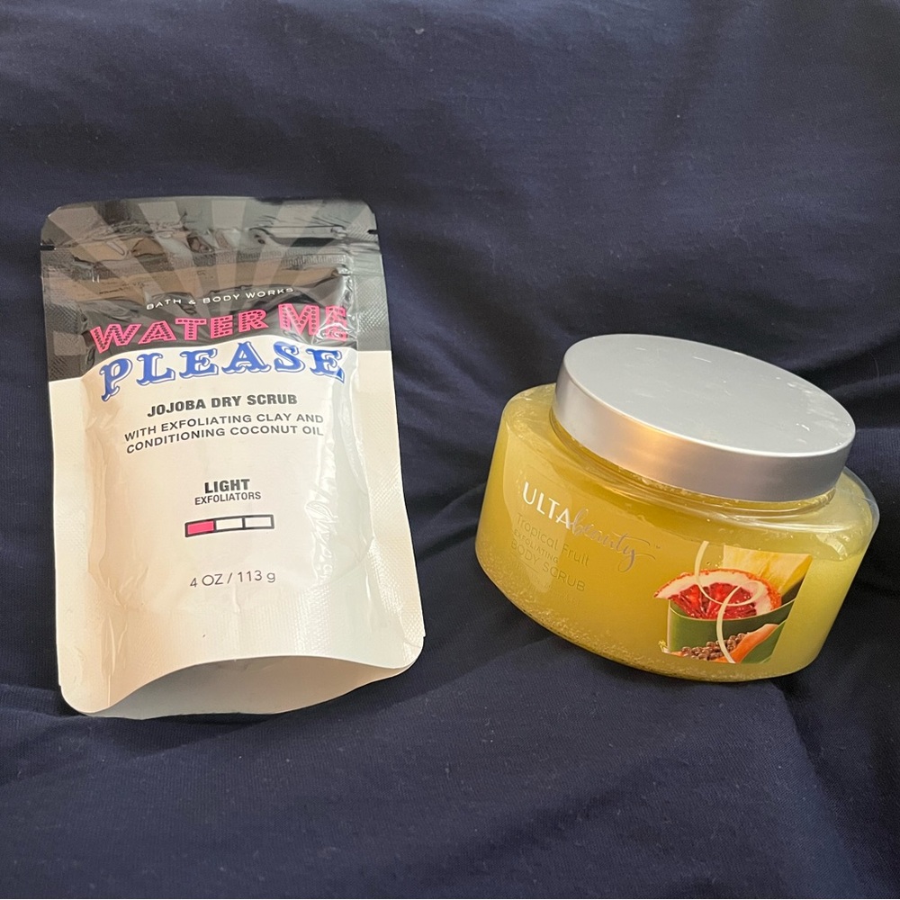 Set of 2 Body Scrubs